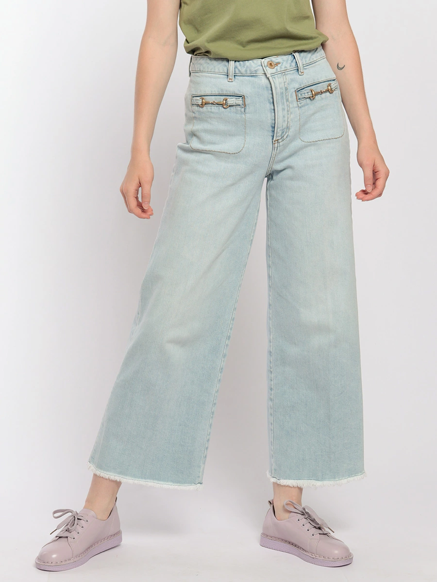 Расклешенные джинсы с бахромой